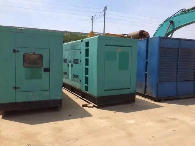 富源柴油发电机组的电压和功率之间有什么关系？